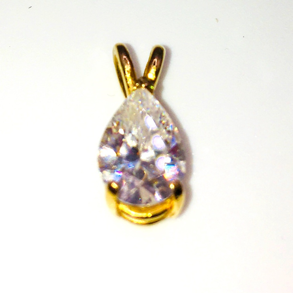 Pear Shaped Fashion Pendant. Look of Diamond stone.